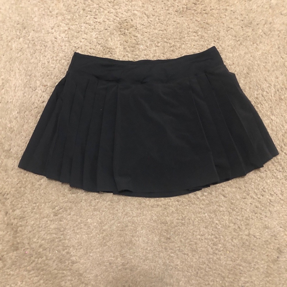 lululemon athletica Black Pleated Skort Sze 12 Great conditions - Picture 3 of 6